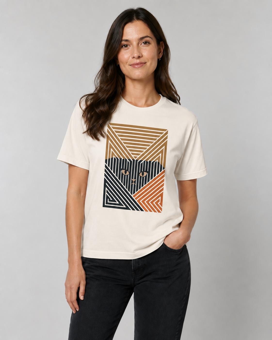Color: Vintage White | Form Study tee front Model 1